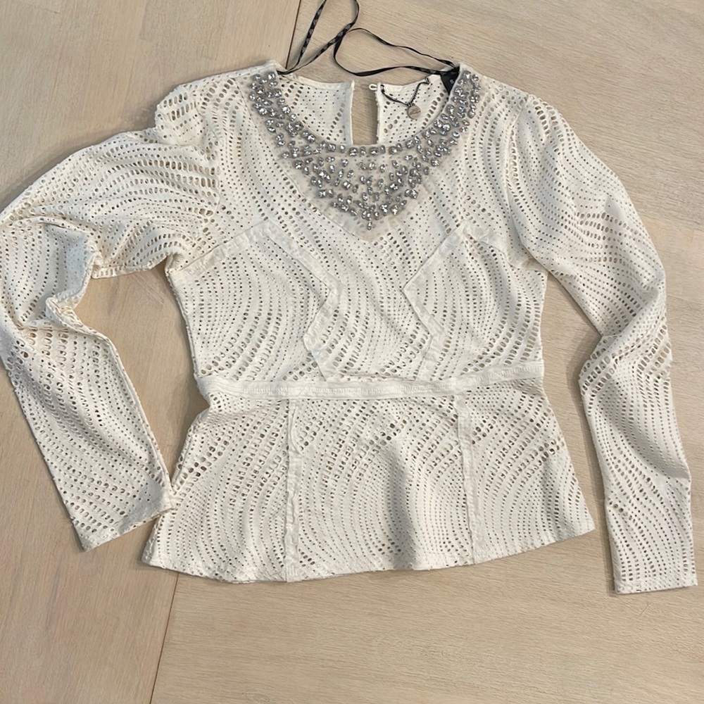 BKE white Top rhinestone details long sleeve